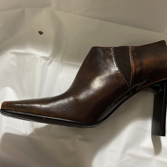 Nine West women’s brown square toed shoe, gently used sz 8.5 beautiful looking - Picture 7 of 11